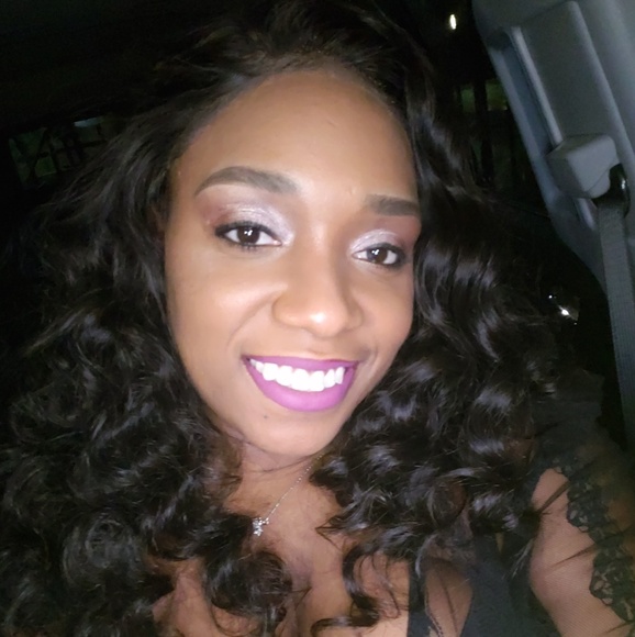 Meet your Posher, Randi - Picture 2 of 4